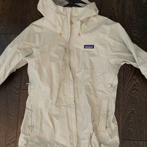 Patagonia Womens Windbreaker / Raincoat